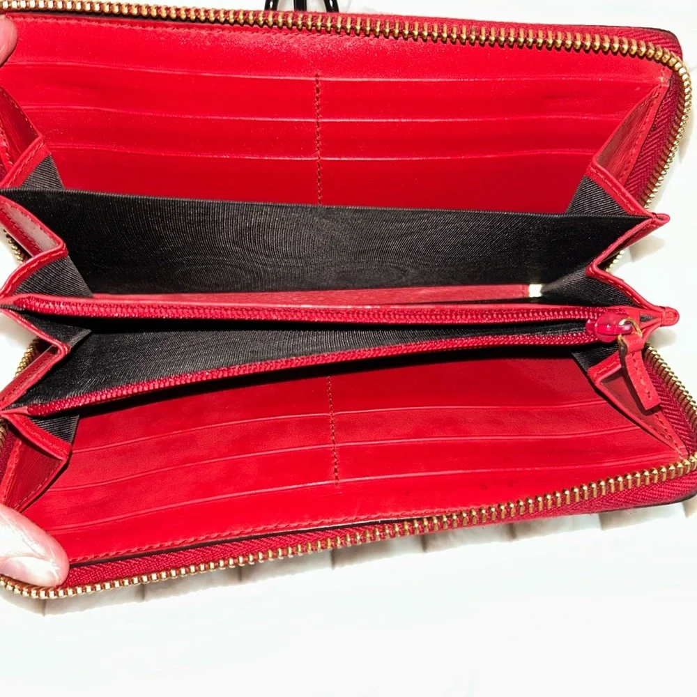 Gucci Rare Bosco Wallet EUC - Picture 8 of 12